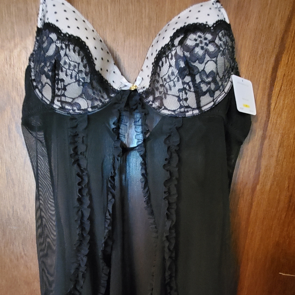 Jessica Simpson Lingerie Size Medium